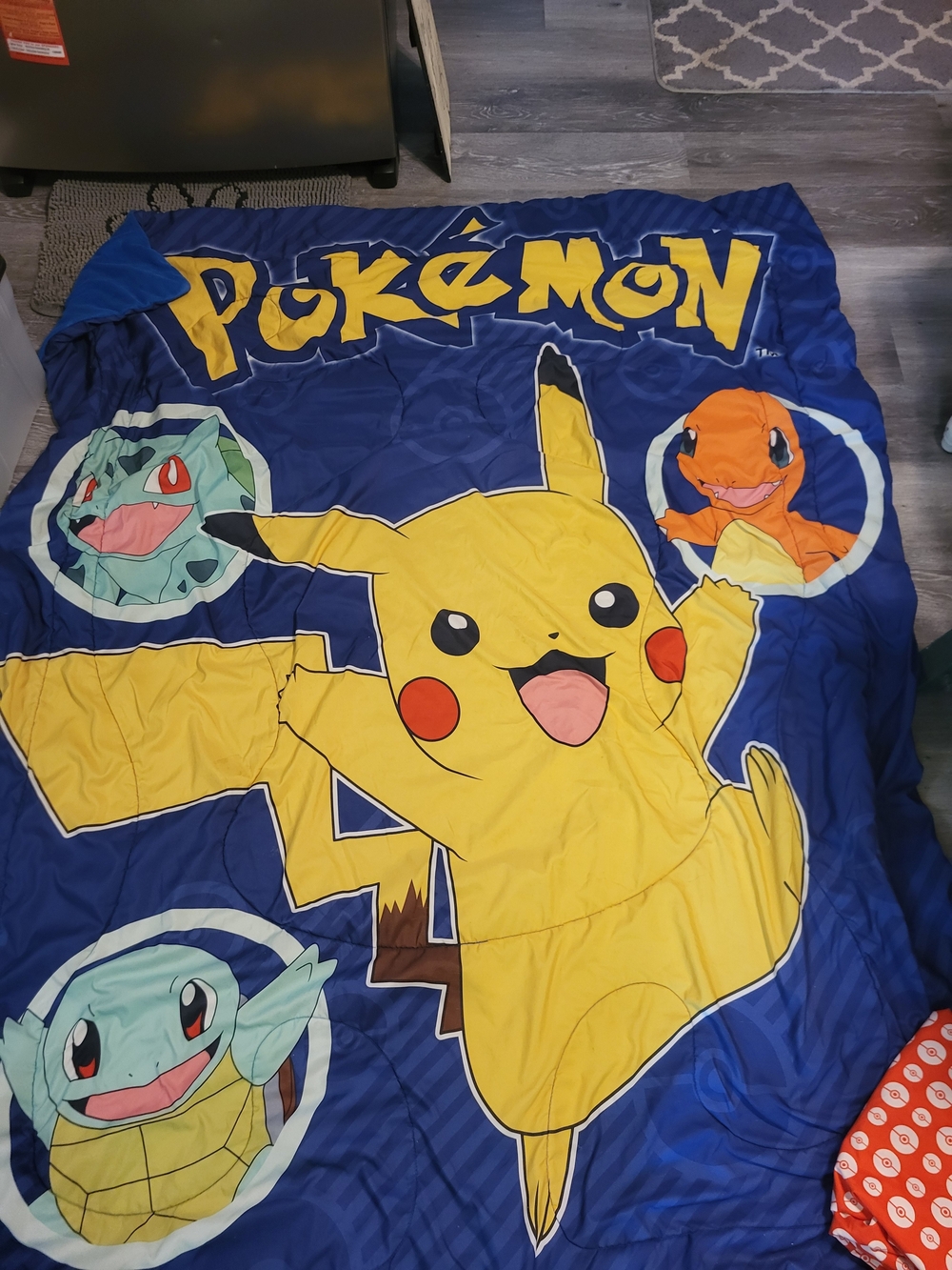 Pokemon Twin Comforter Bedspread 64”x86” Pikachu Squirtle Bulbasaur Charmander